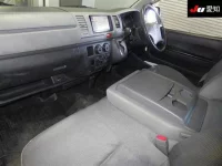 Toyota HIACE VAN лот № 20024 оценка R  с аукциона в Японии 2