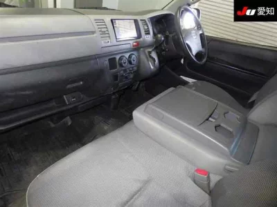 Toyota HIACE VAN  с аукциона в Японии