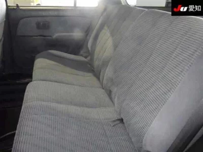 Toyota HILUX SURF  с аукциона в Японии