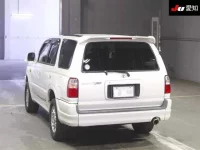 Toyota HILUX SURF лот № 30121 оценка R  с аукциона в Японии 1