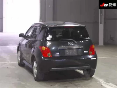 Toyota IST  с аукциона в Японии