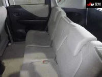 Toyota RACTIS лот № 30030 оценка 3  с аукциона в Японии 3