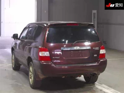 Toyota KLUGER  с аукциона в Японии