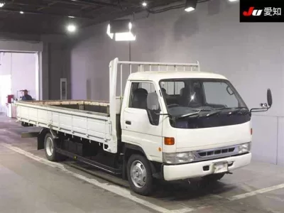 Toyota DYNA  с аукциона в Японии