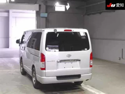 Toyota RegiusAce