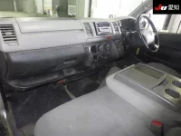 Toyota HIACE VAN лот № 20014 оценка 3.5  с аукциона в Японии 2