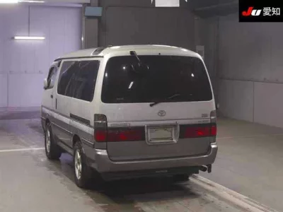 Toyota HIACE  с аукциона в Японии