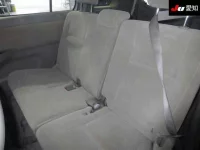 Toyota ISIS лот № 30613 оценка 3.5  с аукциона в Японии 3