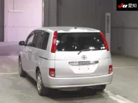 Toyota ISIS лот № 30613 оценка 3.5  с аукциона в Японии 1