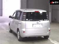 Toyota SIENTA лот № 4023 оценка 3.5  с аукциона в Японии 1