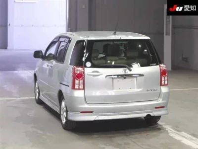 Toyota Raum