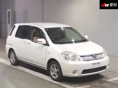 Toyota Raum