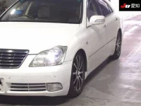 Toyota CROWN лот № 30019 оценка 3.5  с аукциона в Японии 6