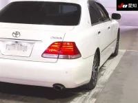 Toyota CROWN лот № 30019 оценка 3.5  с аукциона в Японии 7