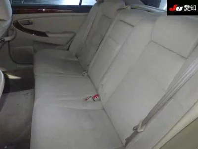 Toyota CROWN  с аукциона в Японии