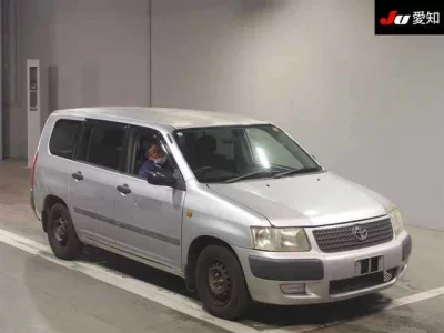 Toyota SUCCEED  с аукциона в Японии