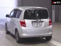 Toyota RACTIS лот № 77 оценка R  с аукциона в Японии 1