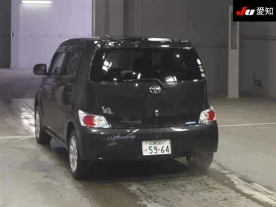 Toyota bB