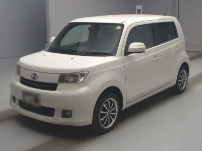 Toyota bB