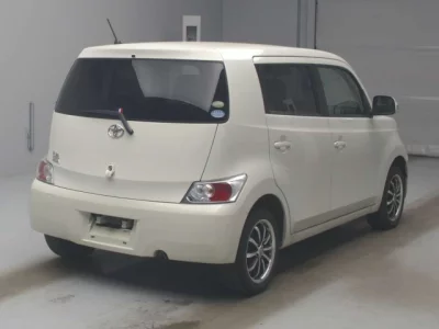 Toyota bB