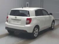 Toyota IST лот № 24024 оценка 3  с аукциона в Японии 1