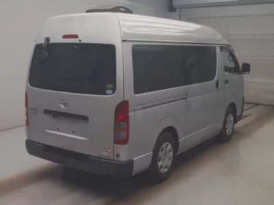 Toyota HIACE VAN  с аукциона в Японии