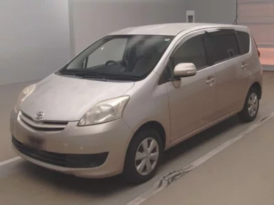 Toyota PASSO SETTE  с аукциона в Японии