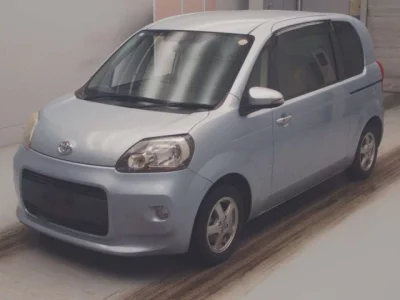 Toyota PORTE  с аукциона в Японии