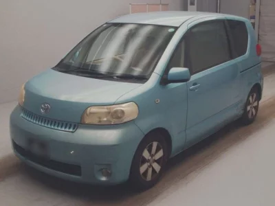 Toyota PORTE  с аукциона в Японии