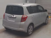 Toyota RACTIS лот № 9020 оценка 4  с аукциона в Японии 1