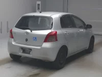 Toyota VITZ лот № 29021 оценка 3  с аукциона в Японии 1