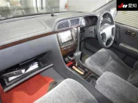 Nissan CEDRIC лот № 30027 оценка 3.5  с аукциона в Японии 2