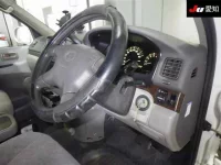 Toyota HIACE REGIUS лот № 30004 оценка R  с аукциона в Японии 4
