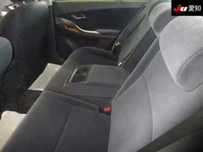 Toyota ALLION  с аукциона в Японии