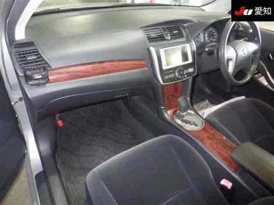 Toyota ALLION  с аукциона в Японии