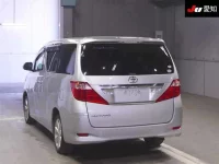 Toyota ALPHARD лот № 30148 оценка R  с аукциона в Японии 1