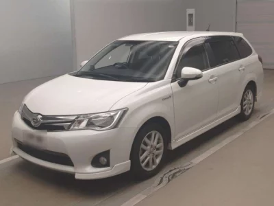 Toyota COROLLA FIELDER  с аукциона в Японии