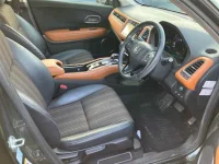 Honda VEZEL лот № 30028 оценка 4  с аукциона в Японии 6