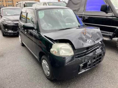 Daihatsu Esse