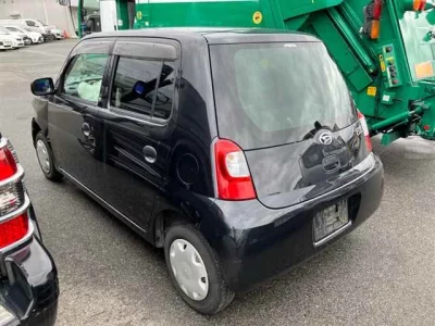 Daihatsu Esse