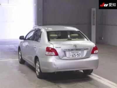 Toyota BELTA  с аукциона в Японии