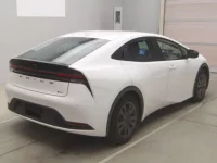 Toyota Prius лот № 70034 оценка 3  с аукциона в Японии 1