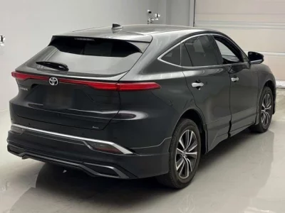 Toyota HARRIER  с аукциона в Японии