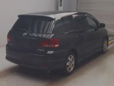 Toyota Ipsum