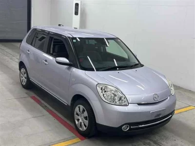Mazda Verisa