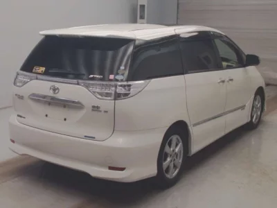 Toyota ESTIMA HYBRID