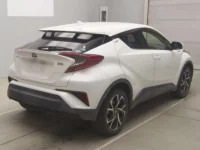 Toyota C-HR лот № 72012 оценка 2  с аукциона в Японии 1