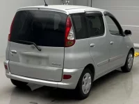 Toyota FUNCARGO лот № 49003 оценка 3.5  с аукциона в Японии 1