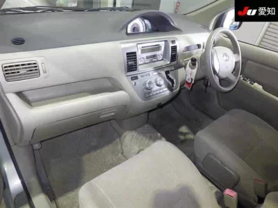 Toyota Raum