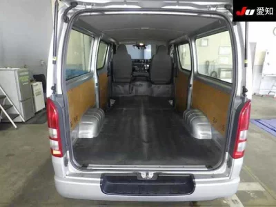 Toyota HIACE VAN  с аукциона в Японии